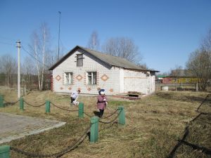 Субботник у обелиска в селе Михайлвское