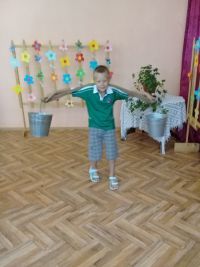 Развлекательные игры «Вместе весело играть»