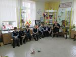 Курочка Ряба любит встречать гостей
